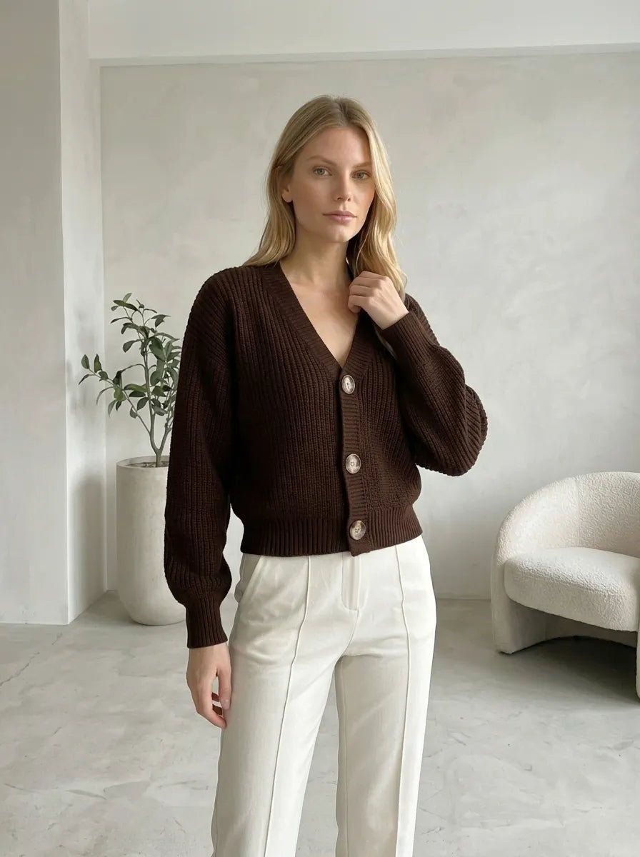 Casaco Feminino Tricot com Botões Lisse Elegante – Casaco Feminino Tricot com Botões Lisse Elegante | Use Virela