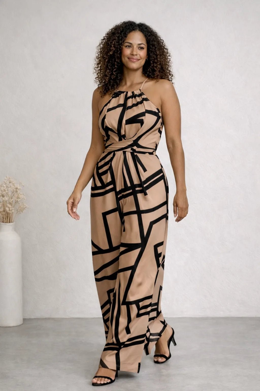 Macacão Gola Alta e Cintura Franzida Feminino Elegante – Macacão | Use Virela