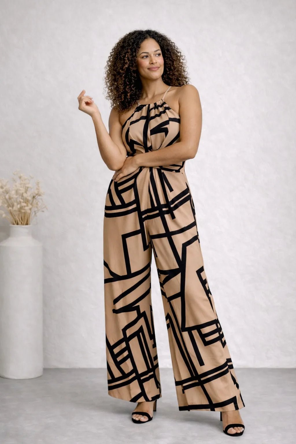 Macacão Gola Alta e Cintura Franzida Feminino Elegante – Macacão | Use Virela