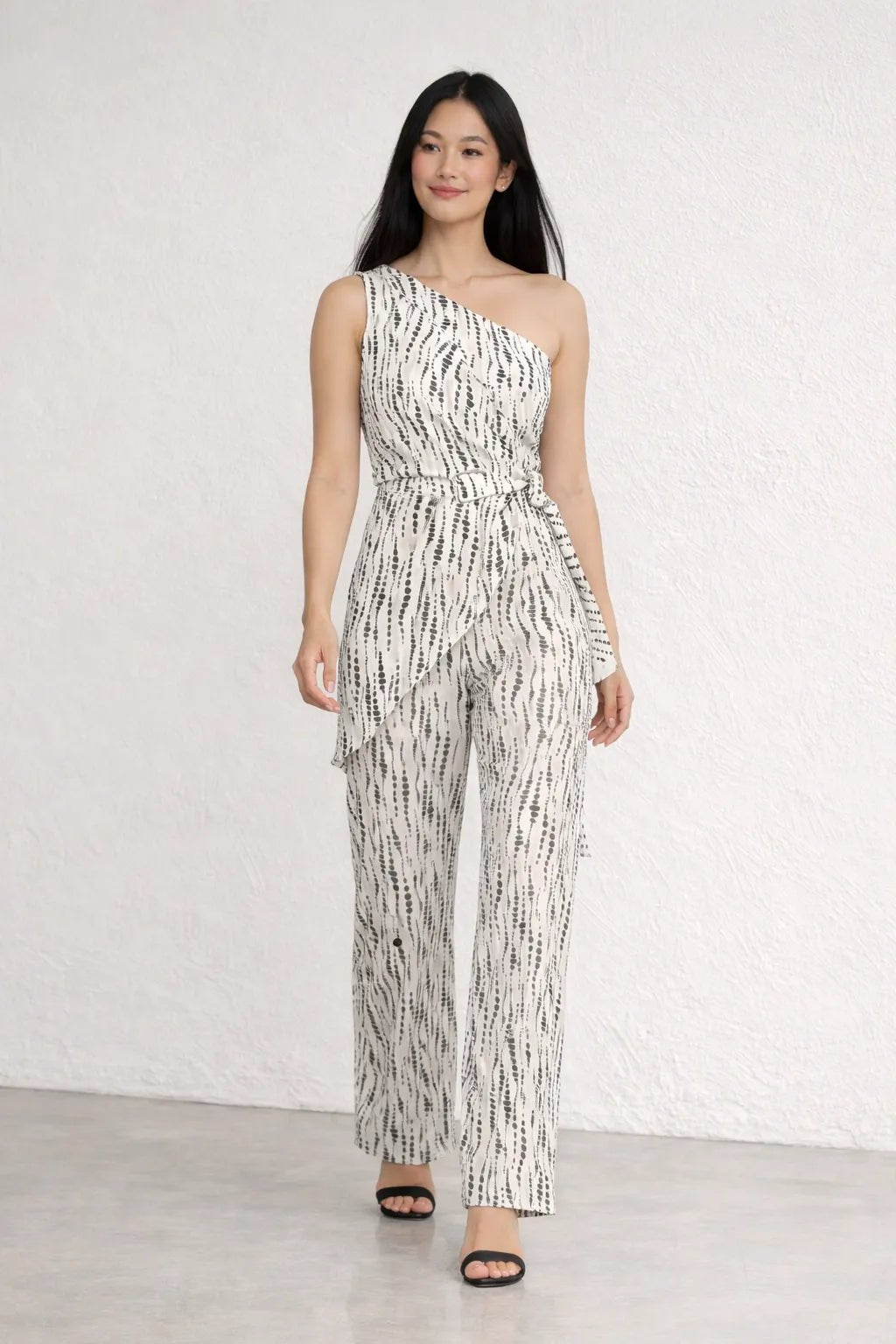 Macacão Pantalona Acimetrico Elegante Feminino – Macacão | Use Virela