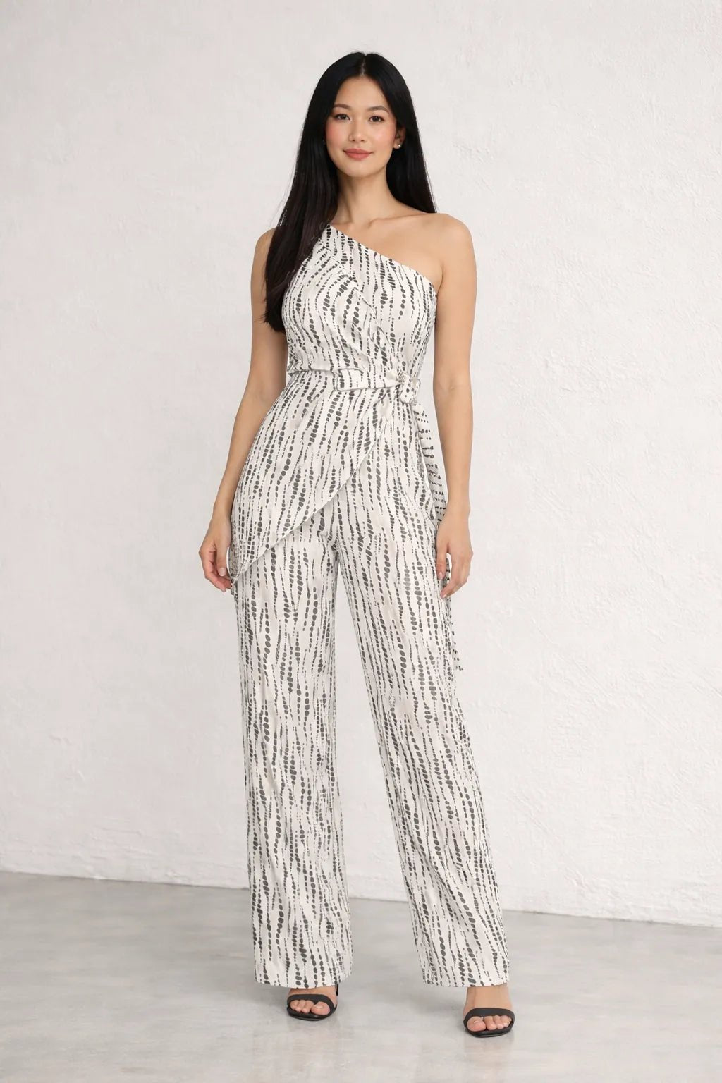 Macacão Pantalona Acimetrico Elegante Feminino – Macacão | Use Virela