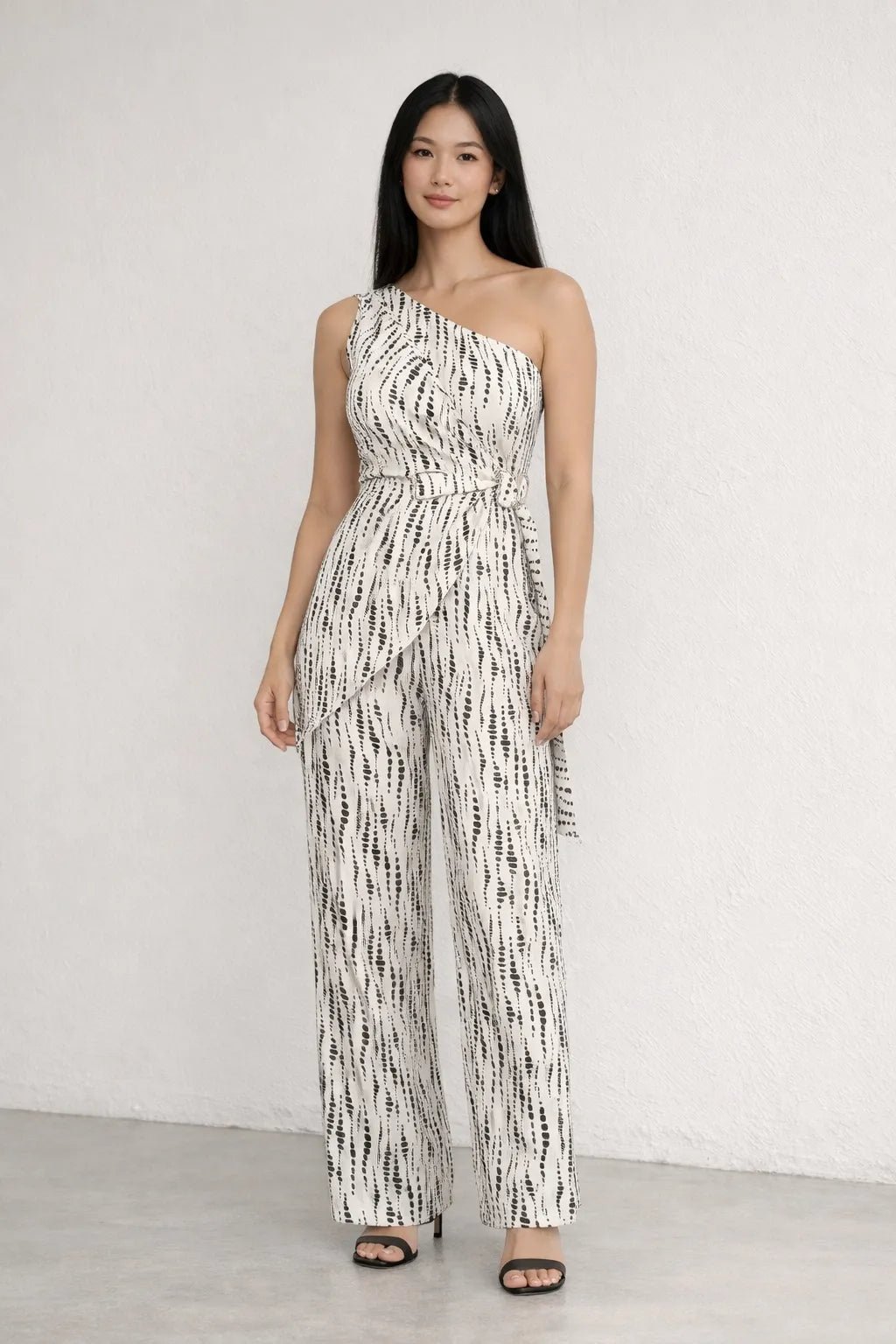 Macacão Pantalona Acimetrico Elegante Feminino – Macacão | Use Virela