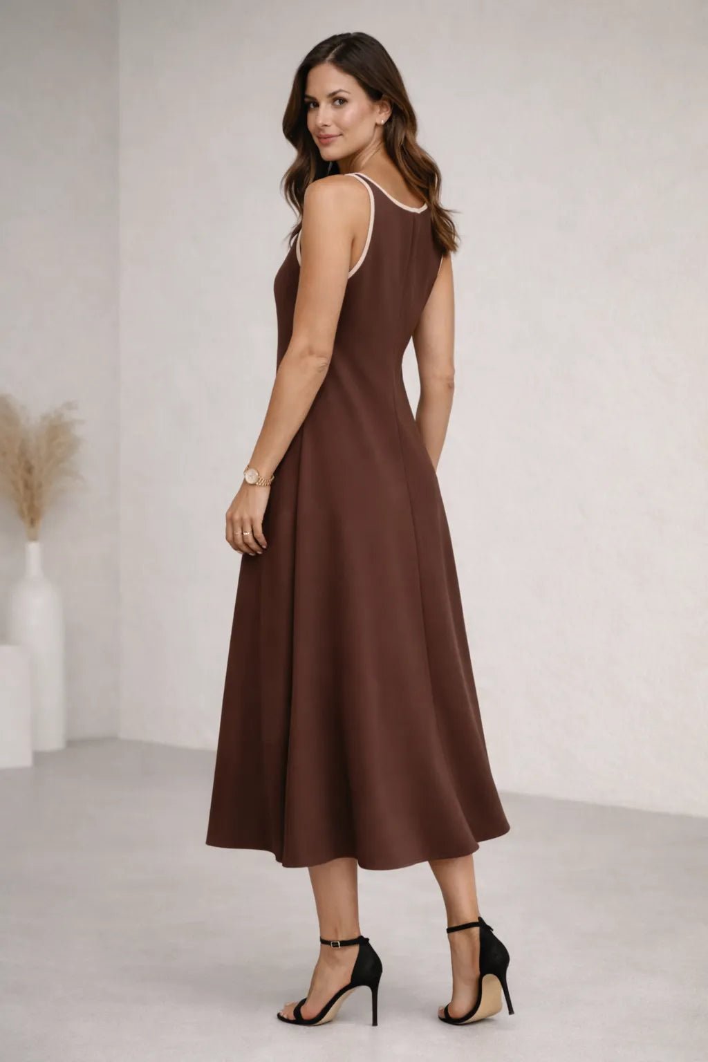 Vestido Longo Feminino Decote Redondo Cintura Contrastante – Vestido Longo Feminino Decote Redondo Cintura Contrastante | Use Virela