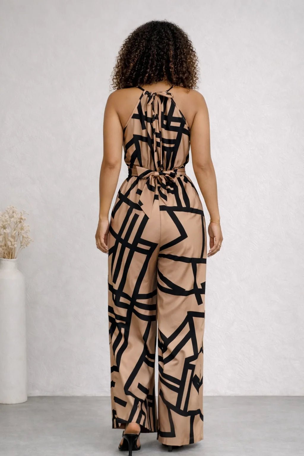 Macacão Gola Alta e Cintura Franzida Feminino Elegante – Macacão | Use Virela