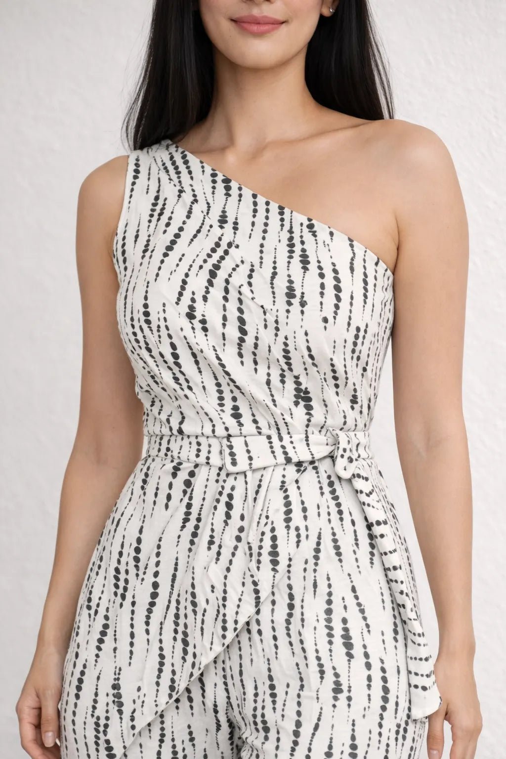 Macacão Pantalona Acimetrico Elegante Feminino – Macacão | Use Virela