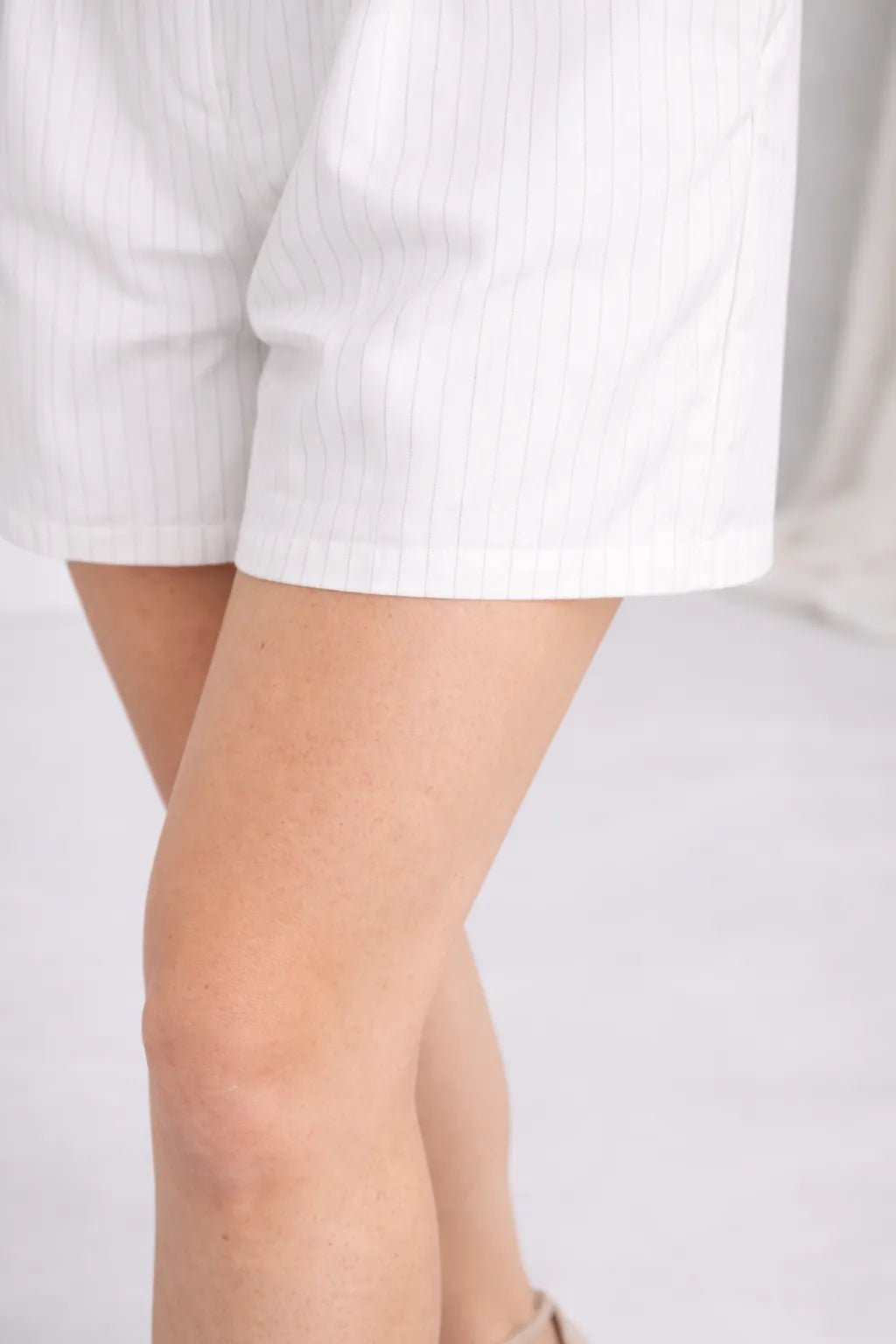 Macaquinho feminino Decote em V e Manga Morcego Elegante – Macaquinho | Use Virela