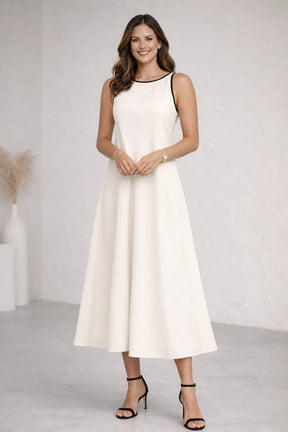 Mulher Vestindo Vestido Longo Feminino Casual Solto Decote Redondo Sem Mangas Cintura Contrastante Poliéster na cor damasco