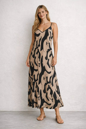 Vestido Longo Geométrico Elegante – Vestidos / Vestido Longo | Use Virela