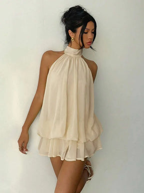 Vestido Curto Frente Única Elegante